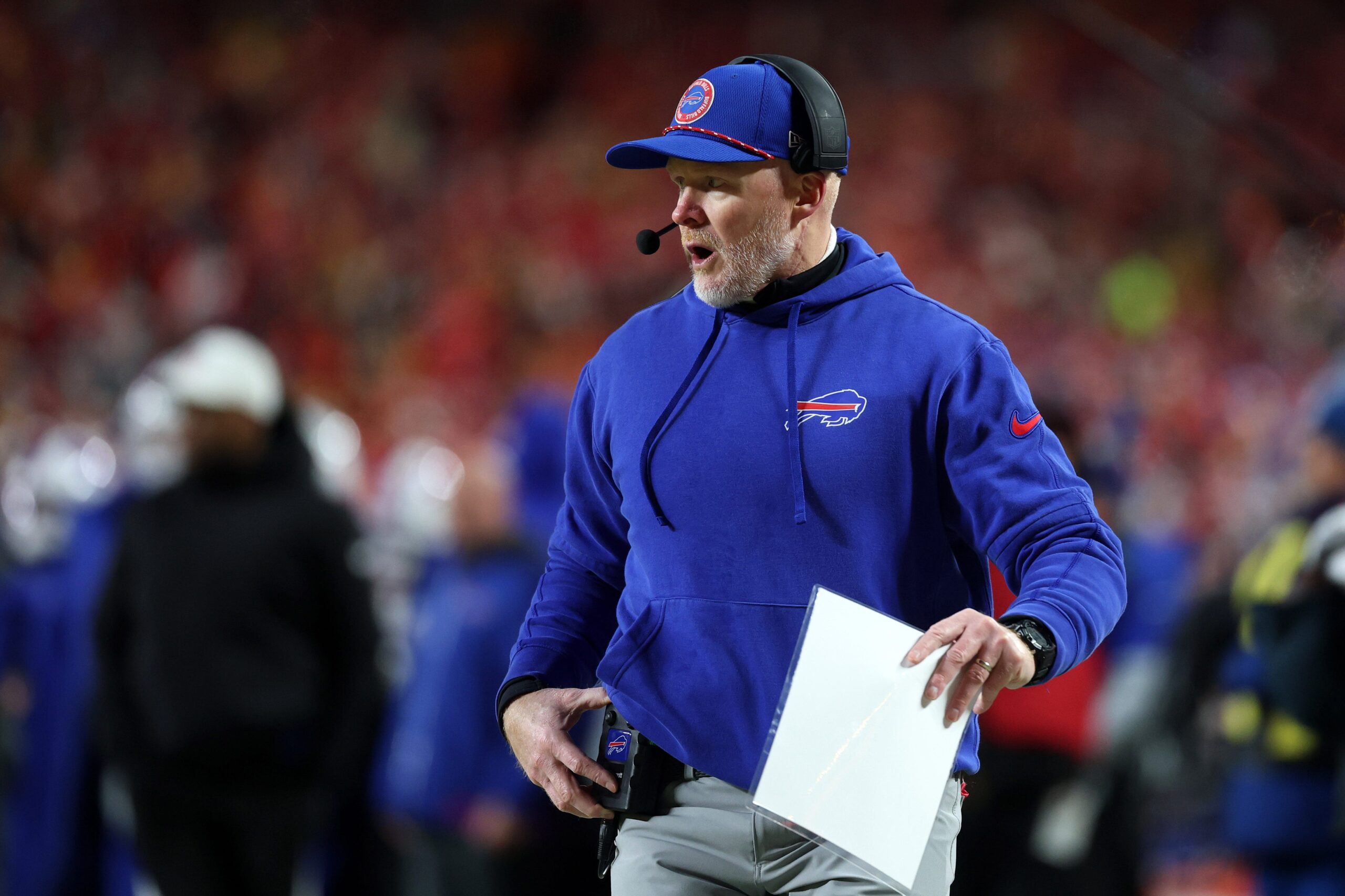 Buffalo Bills, Bills 2025, Josh Allen, NFL, AFC, Kansas City Chiefs, NFL tahminleri, 2025 NFL programı, Buffalo Bills tahminleri, NFL sezonu, AFC Doğu, playofflar, Super Bowl, Aaron Glenn, Mike Vrabel, New York Jets, New England Patriots, Sharp Football Analysis
