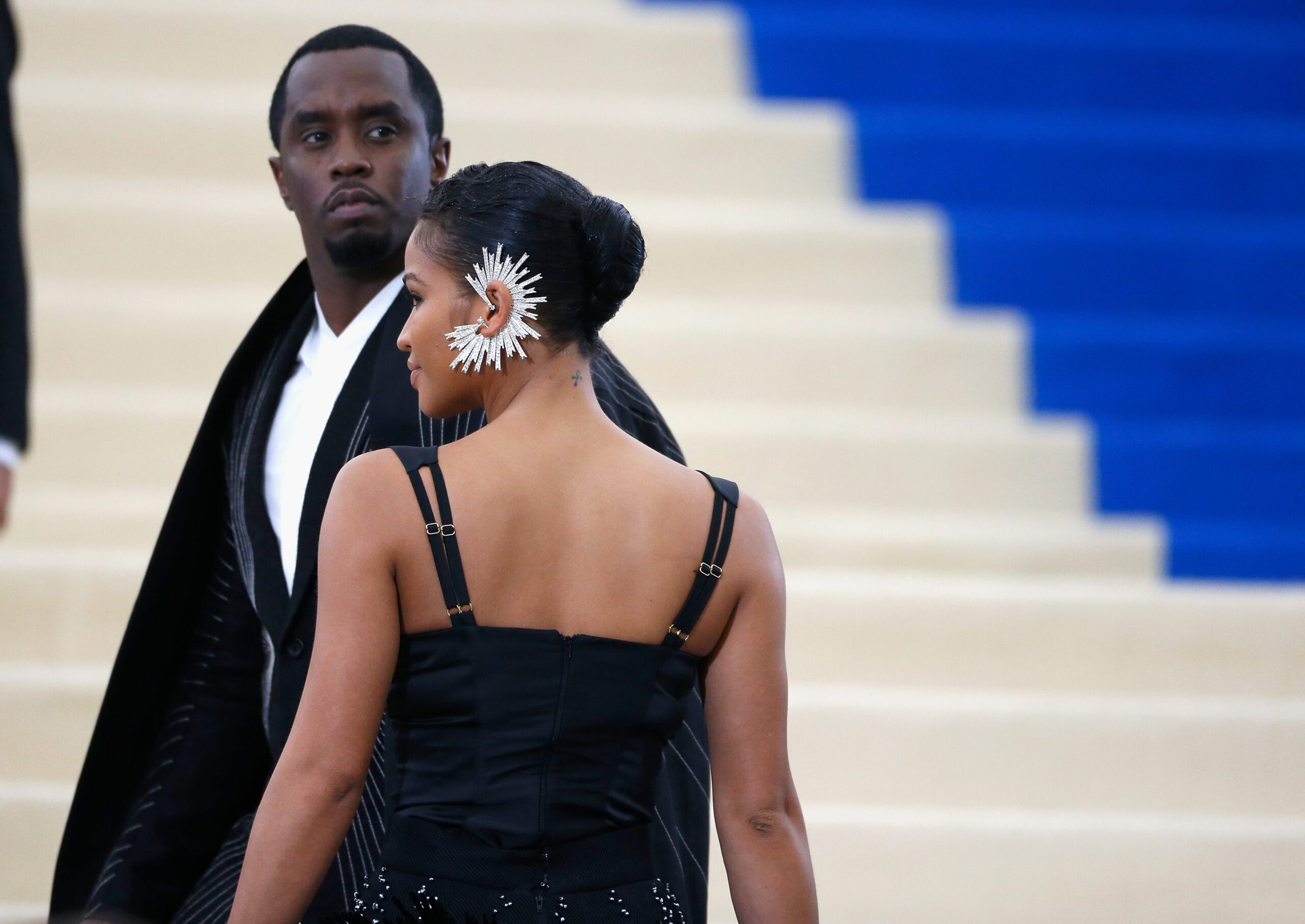 Cassie Ventura, Diddy, Sean Combs, cinsel saldırı, şiddet, dava, duruşma, aile içi şiddet, magdur, hukuk, Me & U, Bad Boy Records, Alex Fine, Bryana Bongolan, Tiffany Red, adalet, taciz, 2016 otel videosu, federal suçlar, ifade, tanık, fiziksel şiddet, duygusal taciz, TMZ, CNN
