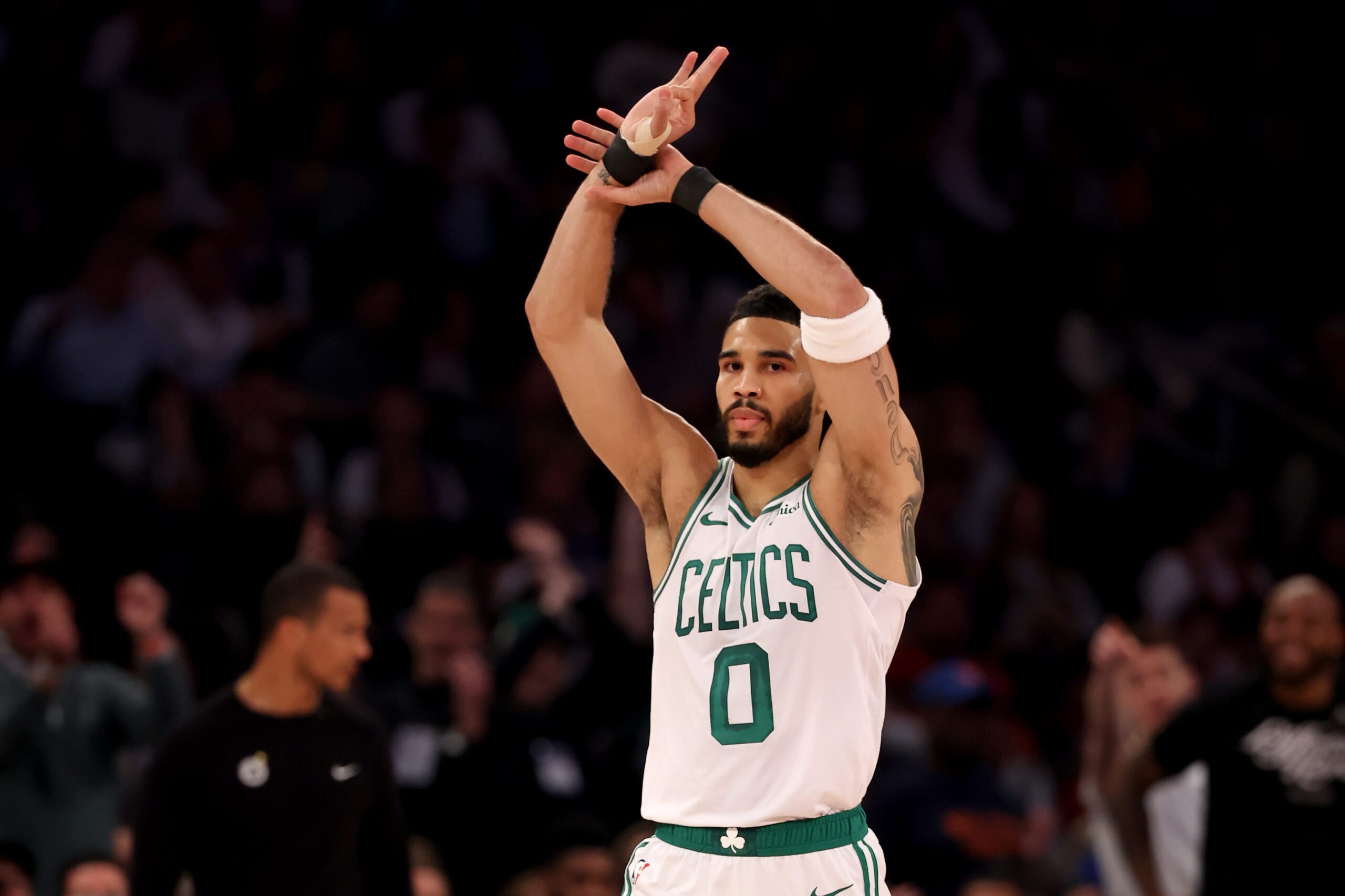 Boston Celtics, Jayson Tatum, NBA Playoffları, Sakatlık, New York Knicks, Doğu Konferansı Yarı Finalleri, Maç 4, ayak bileği sakatlığı, tekerlekli sandalye, Jalen Brunson, basketbol, Eastern Conference finals, playofflar, sakatlık durumu, skor, maç özeti
