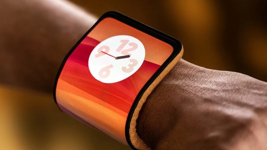 Motorola, esnek telefon, bükülebilir telefon, giyilebilir teknoloji, Lenovo Tech World 2023, prototip telefon, FHD+ pOLED ekran, yapay zeka, kişiselleştirme, moda, teknoloji haberleri, akıllı telefon, katlanabilir telefon, rollable cihaz, adaptif ekran, giyilebilir telefon, Motorola prototip, 2016 Lenovo Tech World
