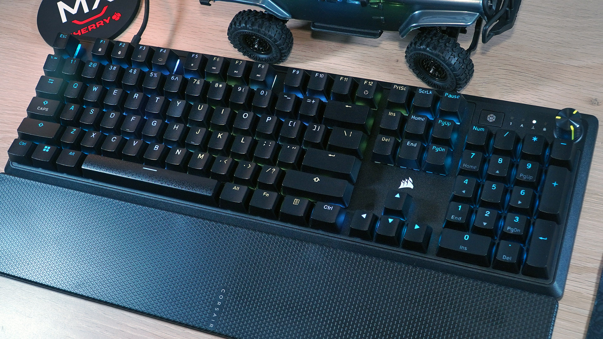 mekanik klavye, Corsair K70 Core, yenilenmiş klavye, uygun fiyatlı klavye, oyun klavyesi, Corsair, PCWorld, G.Skill KM250, klavye incelemesi, klavye tavsiyesi, klavye karşılaştırması, indirimli klavye, mekanik klavye al, gaming klavye tavsiye, klavye fiyatları, Michael klavye uzmanı
