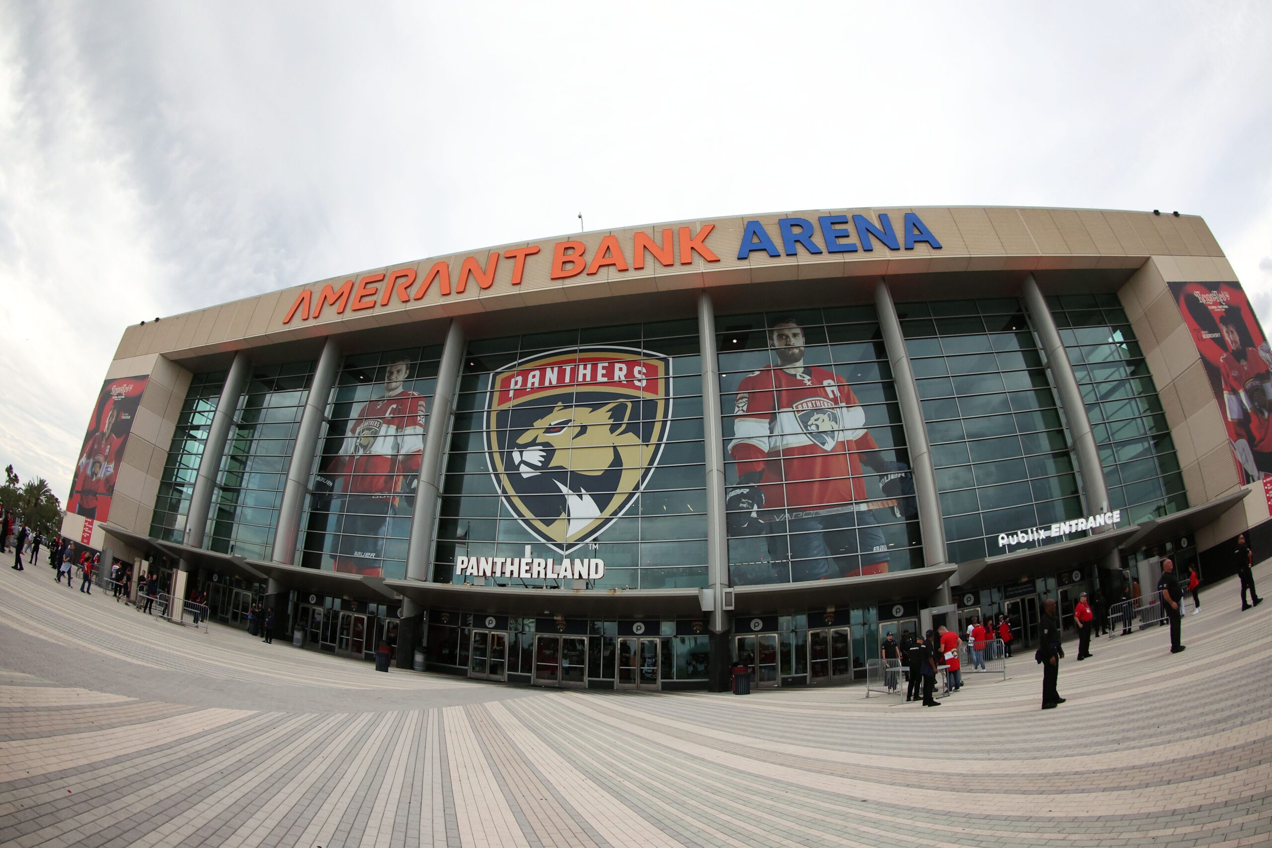 Florida Panthers, Doug Cifu, NHL, askıya alma, sosyal medya, antisemitizm, İsrail, Filistin, Toronto Maple Leafs, Vincent Viola, Virtu Financial, playoff, Gary Bettman, X (Twitter), tartışma, özür
