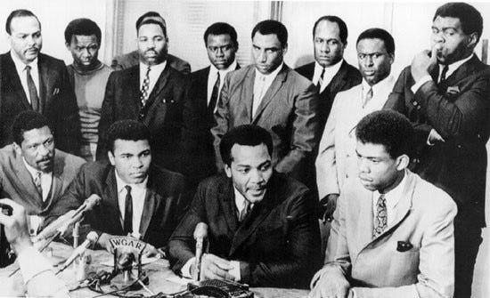 Kareem Abdul-Jabbar, Sosyal Adalet, Sivil Haklar, Protestolar, NBA, Muhammad Ali, Bill Russell, Jim Brown, Harlem, Irkçılık, Kitap, Otobiyografi, Politika, Aktivizm, Spor, Tarih, Amerika Birleşik Devletleri, 1960lar
