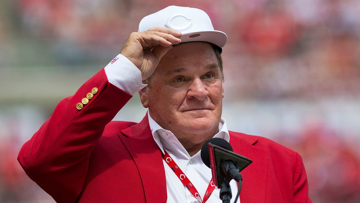Pete Rose, Shoeless Joe Jackson, MLB, Beyzbol Hall of Fame, Kalıcı Uygunsuzluk Listesi, Komiser Rob Manfred, Bahis, Kumar, Cincinnati Reds, A. Bartlett Giamatti, Donald Trump, Kara Çorap Skandalı, 1919 Dünya Serisi, John Rocker, Chris Rose, Fox News, Ryan Morik, Spor, Charlie Hustle, Ölüm, Posthumous, Statü Fazlı Tecavüz, MLB Disiplini
