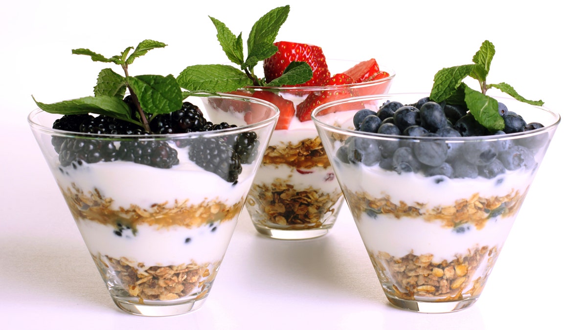 yoğurt parfait, geri çağırma, alerji, badem, etiketleme hatası, gıda güvenliği, FDA, Bonya, Knockro Inc., Pennsylvania, kahvaltılık atıştırmalık, beslenme, sağlık, alerjik reaksiyon, ürün geri çağırması, yaşam tarzı, tüketici uyarısı
