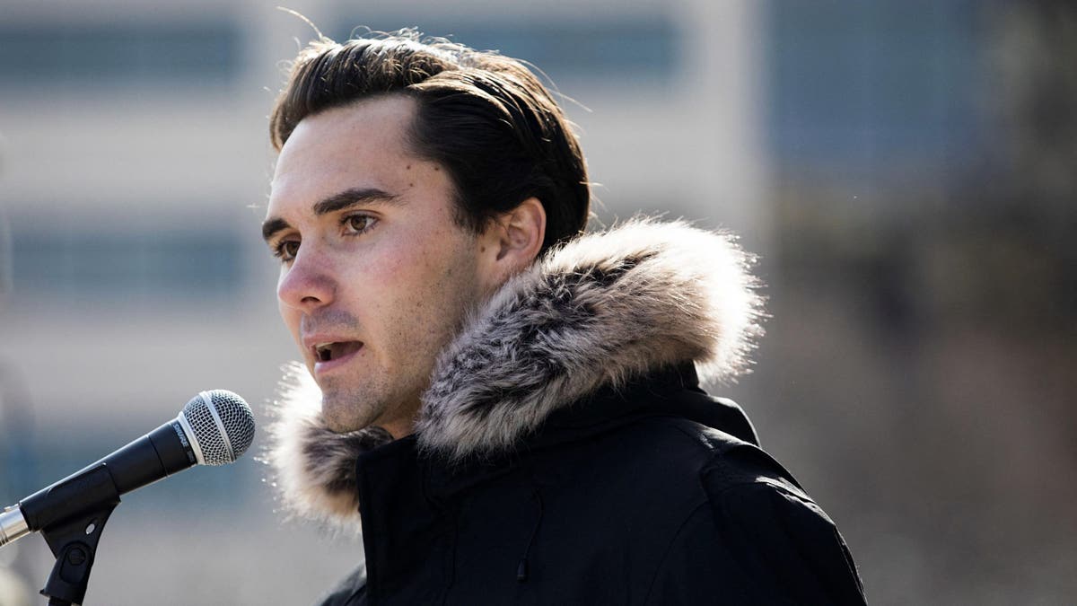 David Hogg, DNC, Demokratik Ulusal Komite, Malcolm Kenyatta, Kalyn Free, Ken Martin, Demokratik Parti, parti içi çekişme, seçim itirazı, güven komitesi, liderlik, siyasi eylem komitesi, ön seçimler, cinsiyet dengesi, hizip çatışması, seçim bütünlüğü, Trump, siyaset, haberler
