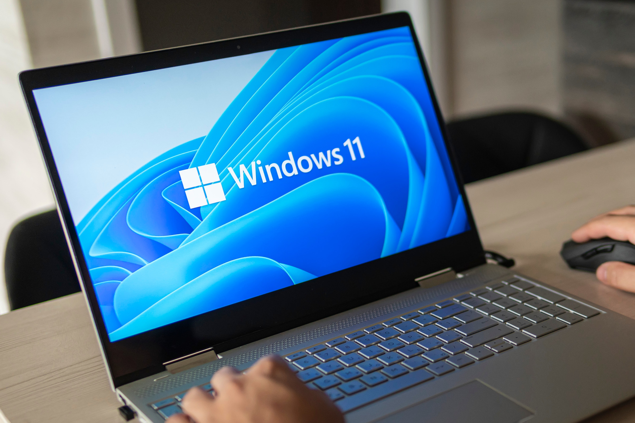 Windows 11 temizlik, gereksiz dosyaları silme, bilgisayar temizleme, depolama alanı açma, uygulama kaldırma, başlangıç menüsü temizleme, Revo Uninstaller, Iobit Uninstaller, Ascomp Cleaning Suite, Powershell uygulamaları kaldırma, Ccleaner, Windows Özellikleri, Denetim Masası, Depolama Algılama, Disk Temizleme, Temizlik önerileri, yinelenen fotoğrafları bulma, Duplicate Photos Fixer Pro, Windows'u yeniden yükleme, PC'yi sıfırlama, otomatik bakım.
