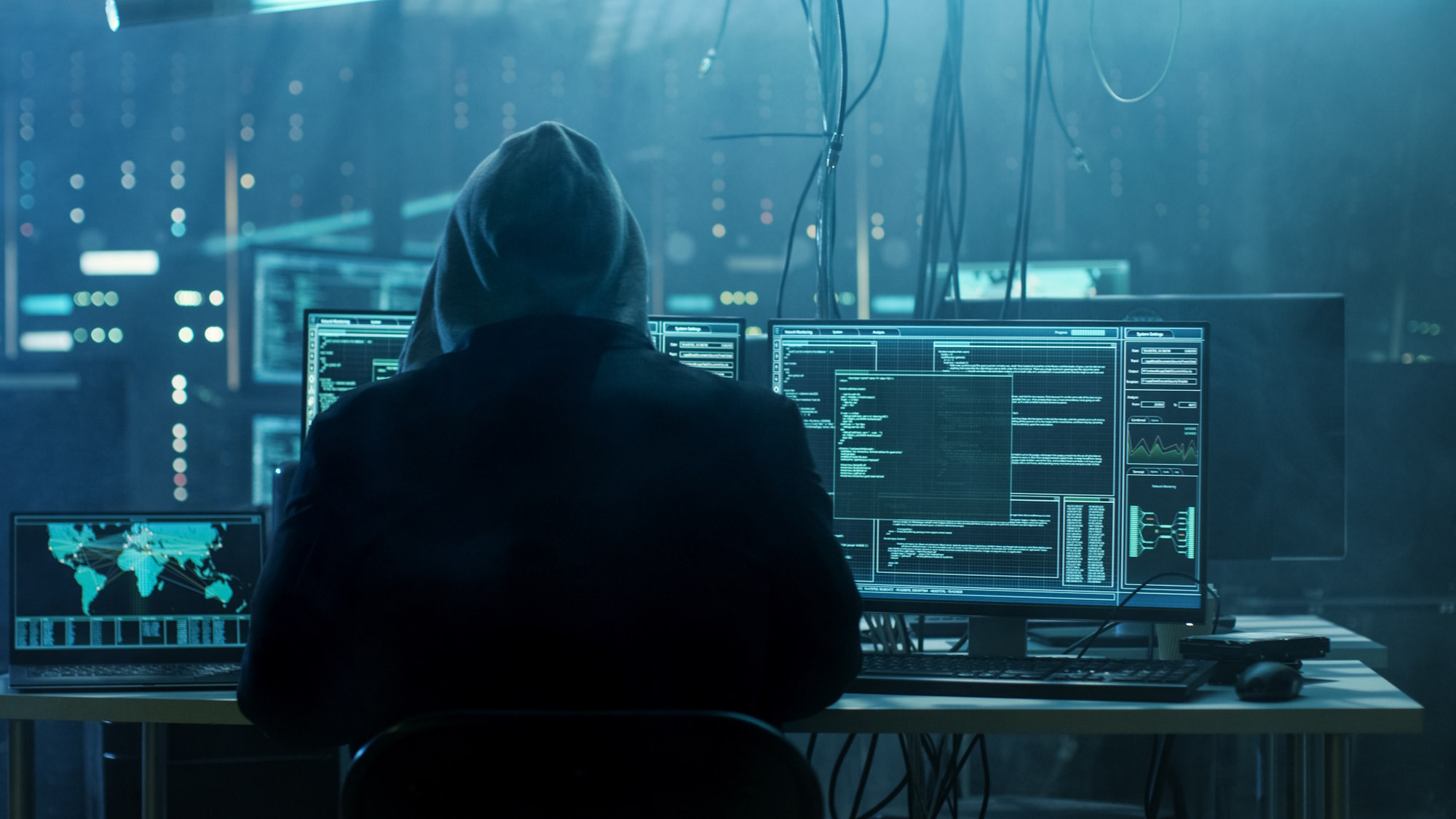 veri ihlali, kişisel bilgi güvenliği, kimlik hırsızlığı, kredi dondurma, IRS IP PIN, ChexSystems güvenlik dondurma, siber güvenlik, dark web, veri koruma, çevrimiçi güvenlik, PCWorld, Alaina Yee
