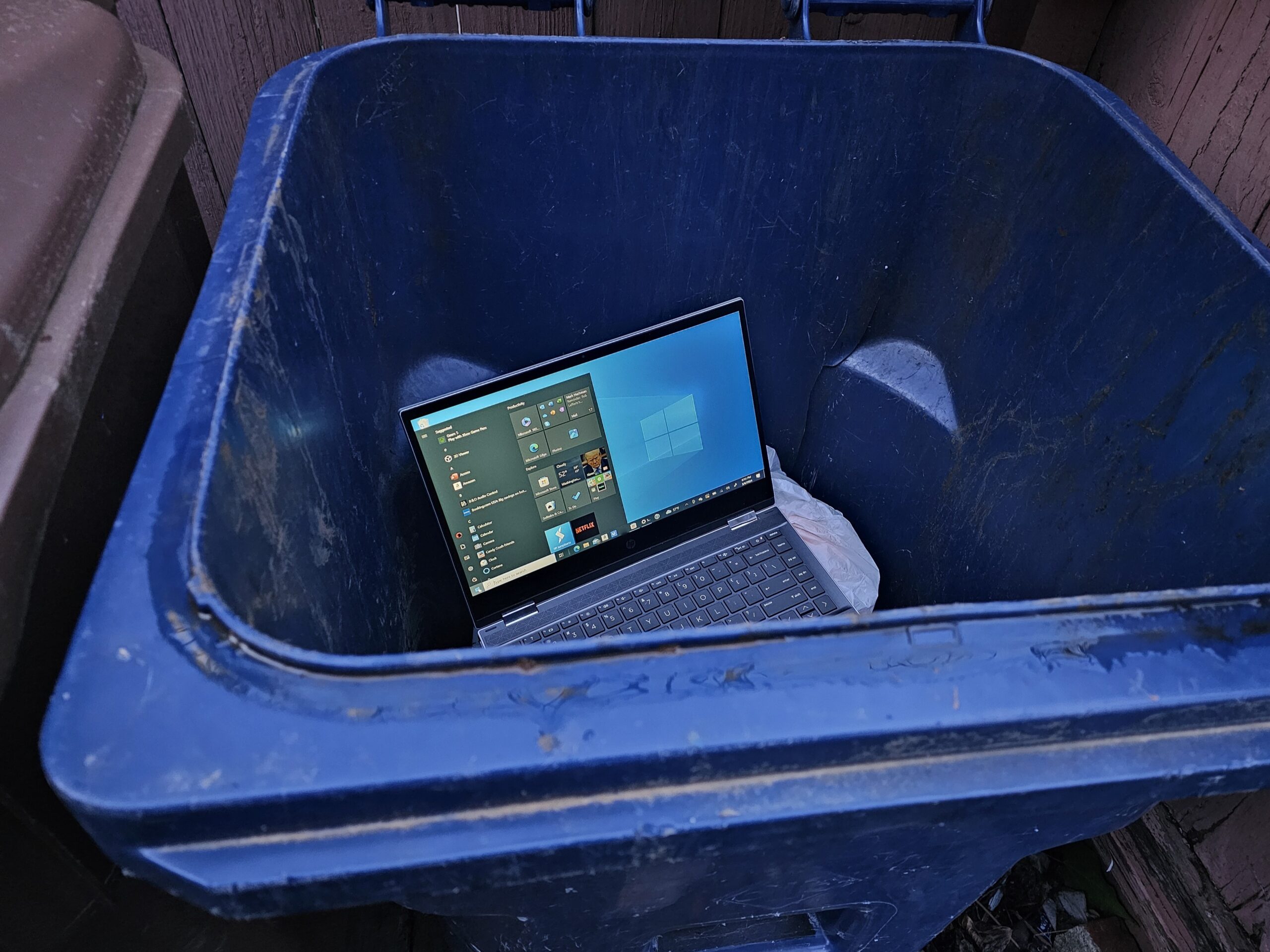 eski dizüstü bilgisayar, yeniden kullanma, geri dönüşüm, e-atık, ikinci monitör, üretkenlik, FocusWriter, Ubuntu, Lubuntu, kablosuz ekran, Spacedesk, RetroArch, oyun emülatörü, retro oyunlar, medya merkezi, Plex, tasarruf, çevre, dizüstü bilgisayar fikirleri, eski bilgisayar, teknoloji, PCWorld

